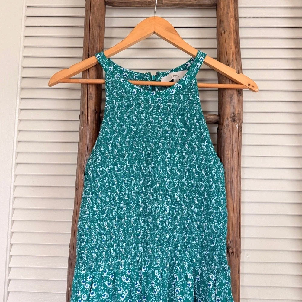 LOFT Jumpsuit 6 Green Floral Smocked Halter‎ Neck Wide Leg Sleeveless